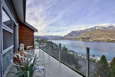 Image de Gorgeous on Gum - close to town and amazing views
