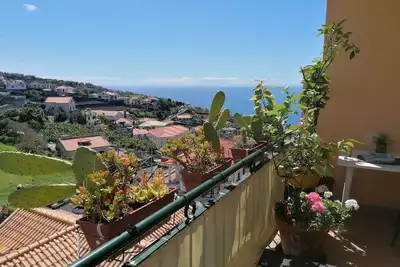 2 bedroom apartment in Estrela da Calheta, 5 minutes from Calheta beach