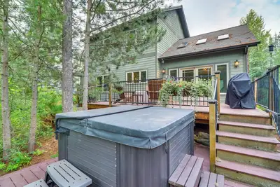 Image de Pet-Friendly Columbia Falls Home w/ Gas Grill!