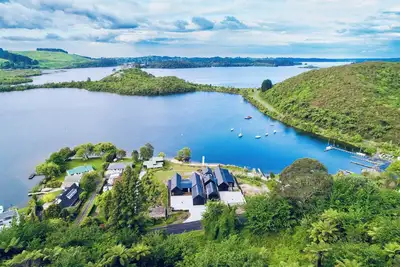 Image de Lakefront Living - Lake Rotoiti Holiday Home