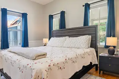Image de The Tellico Plains Inn, Historic Boutique Hotel, The Babcock Room