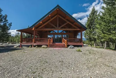 Image de Maggie’s Cabin - Enjoy a Slice of Paradise in Rexford, Montana!