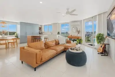 Image de Penthouse #55 Premium Ocean View Enclosed Roof Top