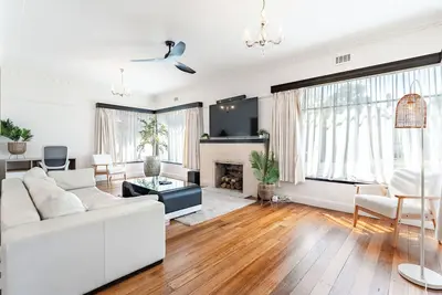 Image de Alfred's Lakeside | 3 Bed Retreat At Top Location!