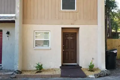 Image de Comfy, Cozy, Central, Well Equipped 2-Br Townhome, Ac, WiFi Gainesville, Fl