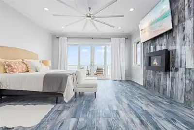 Image de Beachfront 4br/4. 5ba Designer Home w/ Hot Tub