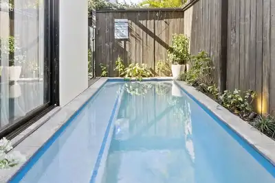 Image de Beach Side Bliss Mermaid beach 3bd Heated Pool
