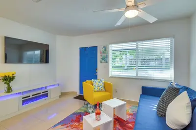 Image de 2 Mi to Ocean: Dog-Friendly Hallandale Beach Condo