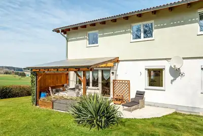 Image de Appartement de vacances 'Mitterfelder Donaublick' avec terrasse privée, jardin privé et Wi-Fi