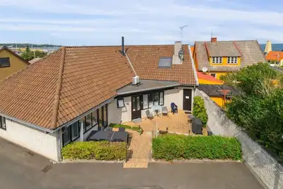 \"Ginie\" - 70m from the sea by Interhome