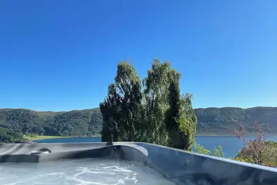New apartment by the fjord, with boat available\nhttps:\/\/bythefjord. com\/