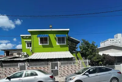 Salo-Casa Verde 4 Bdrm House by Stay Here Pr