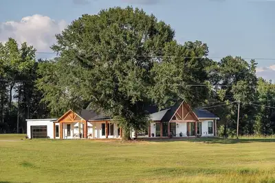 Image de Blue Heron Stays:   Peaceful Fantastic Views with Spacious 4+ bedrooms -  Ruston
