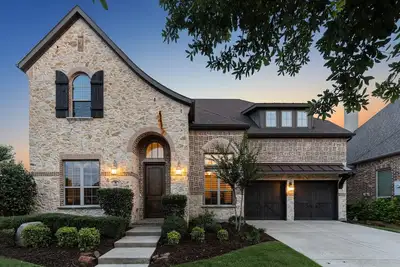 Image de Spacious 5 br house sleeps 14 with lots of indoor and outdoor space.
