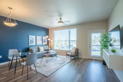 Image de Tpc Getaway | King Bed, Pool, Gym, Parking