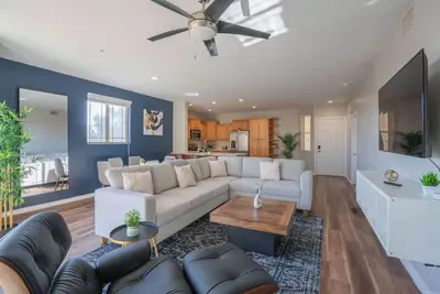 Image de Charming 3bd near Asu Sloan Pk with Wd Parking can Sleeps 12