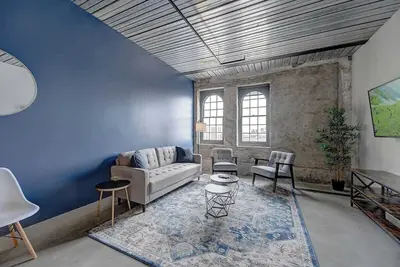 Image de Elegant Escape Near Historic Pabst & Fiserv