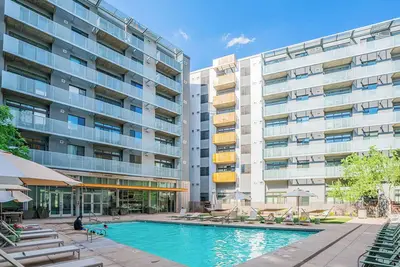 Image de Phx Dt Apartment with Balcony + Gym + Pool Parking