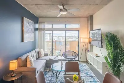 Image de Spacious 2bd Apartment in Cdt with Gym Pool Parking