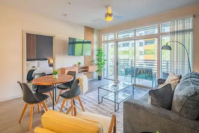 Image de Dt Phoenix | Pool, Gym, Parking, W/D Near Airport