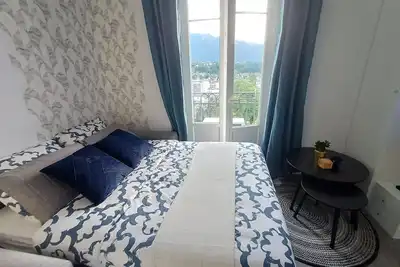 Image de Le156 Studio Cosy Thermes, Piscine & Box Privé