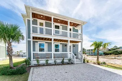 Image de Costa Del Sol (5-Bedroom Home) with Pool - Pets Allowed by RedAwning