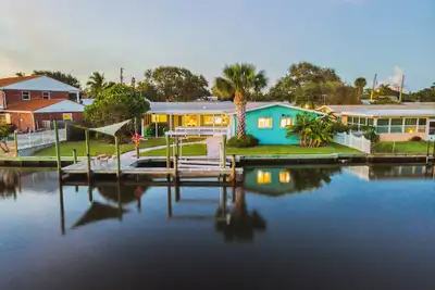Image de Marlin Manor (4-Bedroom Home) - Pets Allowed by RedAwning