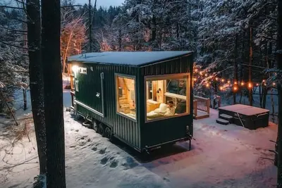 Image de Luxury Tiny Home Getaway- Iris Home