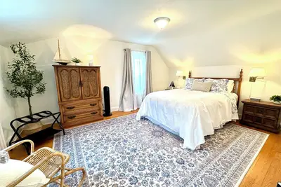 Image de Coastal Cottage near Yale, Beaches, & Weddings!