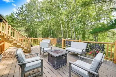 Image de Pembine Cabin w\/ Expansive Yard, Fire Pit & Grill!