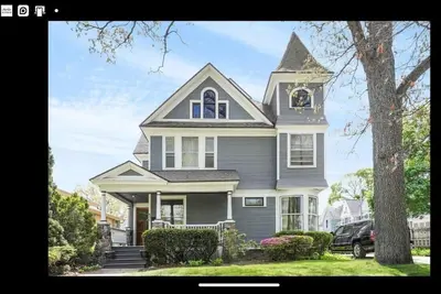 Image de Downtown Grand Rapids 2nd Floor Unit 3Beds 3Baths Ensuite Heritage Hill Home