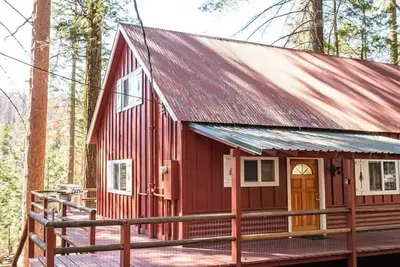 Image de Red House | Minutes to Shaver Lake!