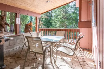Image de Cozy Bear South – Charming 2bd Cabin in Yosemite!