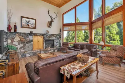 Image de Gorgeous 5 Bdr Traviloli Mountain Retreat for 10!