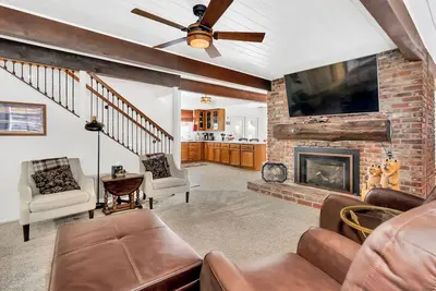 Image de Cc Cabin | Full Game Room! Wrap Around Deck!