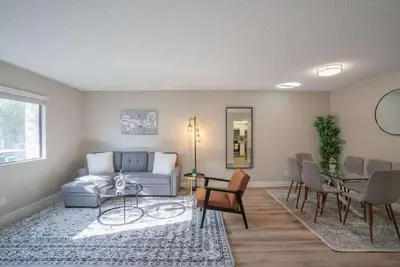 Image de Unique 2bd with Parking Gym Pool can Sleep 8