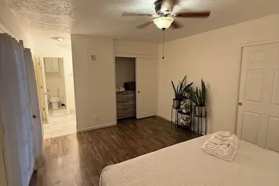 Image de Cozy private suite in pleasant Rio Rancho with Ac, WiFi, Tv