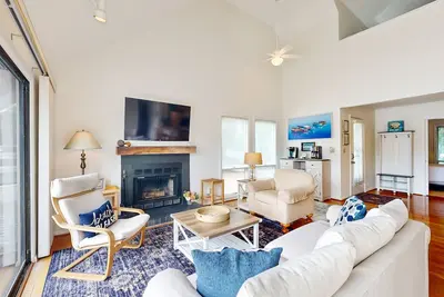 Image de Sea Colony Tennis condo w/ basketball court, gym, pool & tennis courts