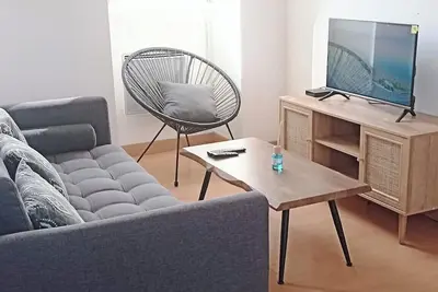 Image de F2 duplex proche du centre avec parking privé