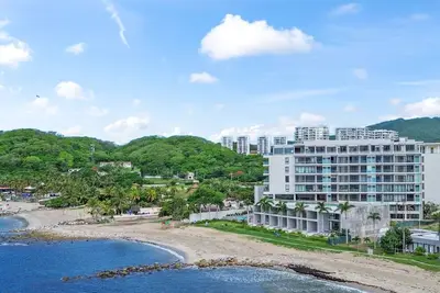 Image de Zantamar 607: Beachfront Condo in La Cruz