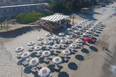 16 Apartments auf den Strand, um Einen Unvergesslichen Urlaub zu Verbringen