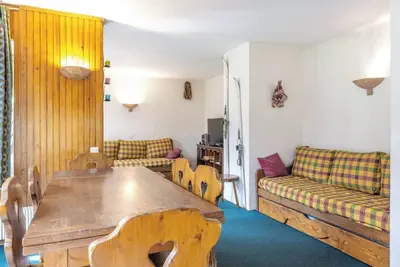 Image de Appartement 'Sur Les Pistes - 8 Pers' avec vue sur les montagnes, balcon et Wi-Fi