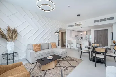 Image de One Residence East - 3004 · The bright One Residence by Suiteable Interiors