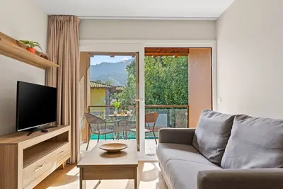 Image de Appartement '4 Terraza - Antilles Sin Jardin' avec vue montagne et terrasse privée