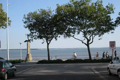 Image de Ravissante maison face au Jardin des Plantes et \nà deux pas du Front de Mer