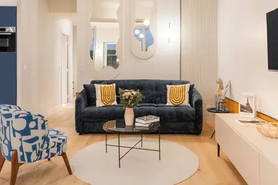 Image de Sereners - Montorgueil - Rue Saint Denis B02