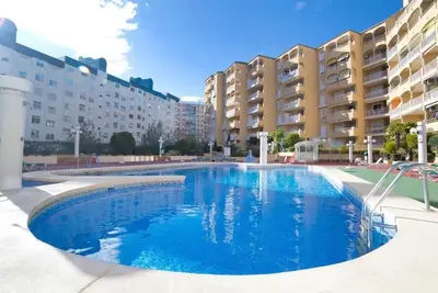 Image de Centrally located penthouse-3 minutes walk to the beach, restaurants and supermarkets