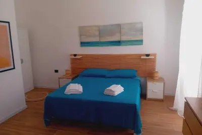 Image de Beautiful House 5 Minutes From Downtown And Sandy Marina Beach