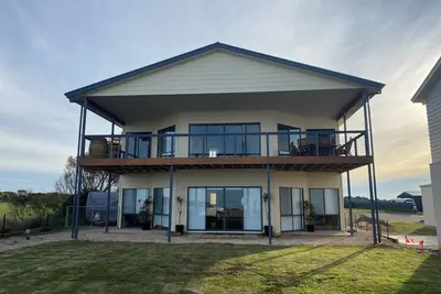 Image de Edithburgh Sea Views-2 storey holiday home with pool table! Off peak special!