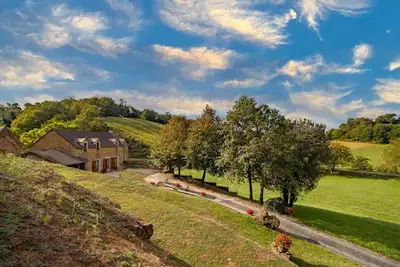 Image de Maison Les Tilleuls avec terrasse privée, jardin privé et Wi-Fi